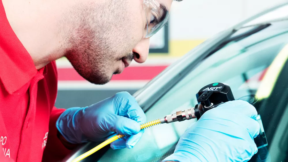 Riparazione vetri auto